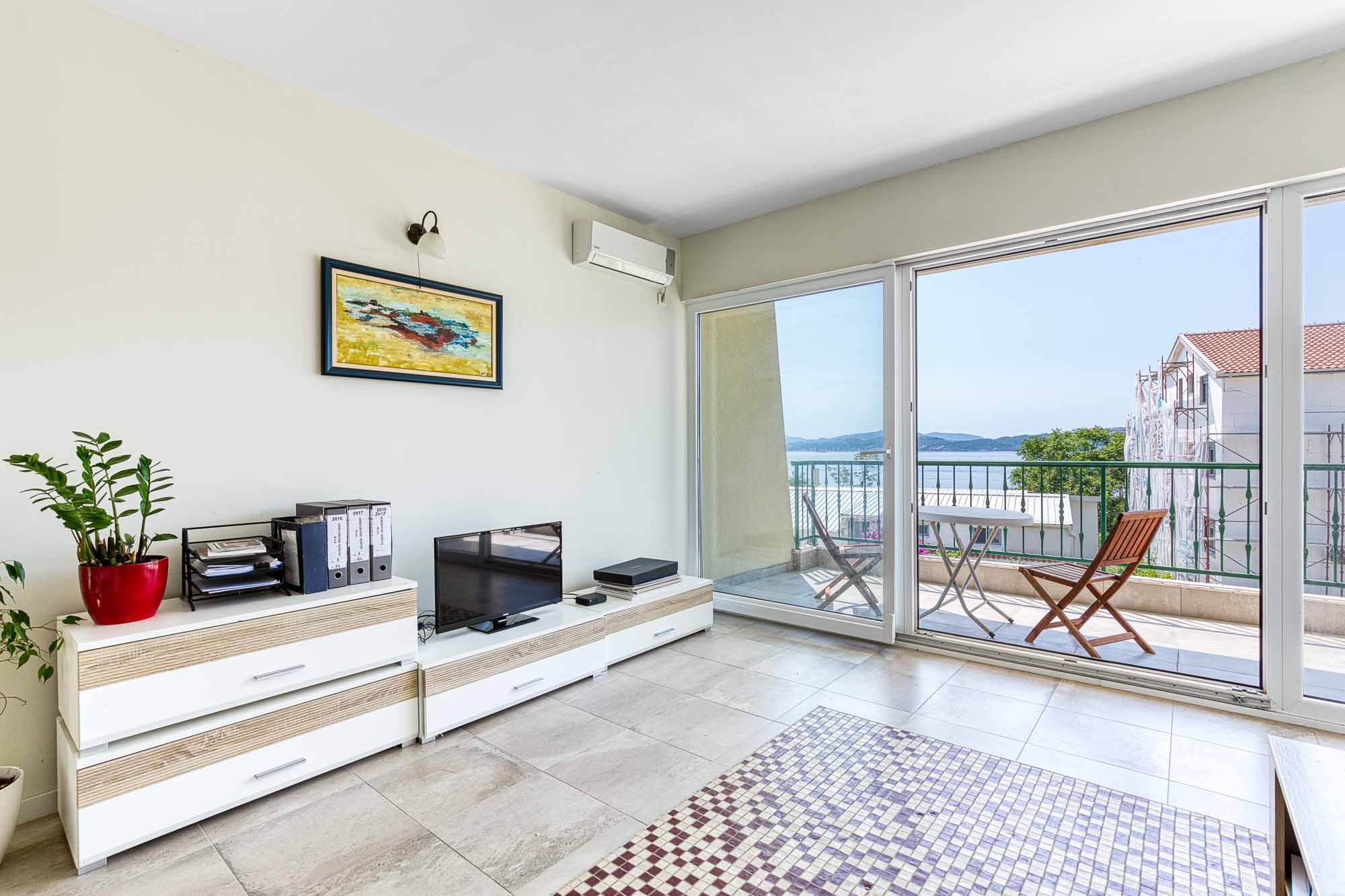 Image of Apartment - 1 Bedrooms - 1 Bathrooms for Sale in Herceg-Novi-Bijela-Montenegro, Image 7